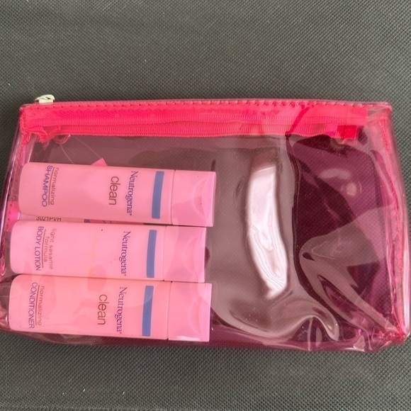 New travel Set Bundle - Picture 3 of 3